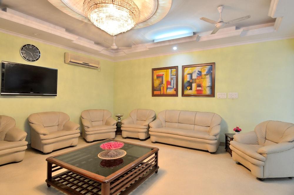 Hotel Pablas International, New Delhi, Near Metro المظهر الخارجي الصورة