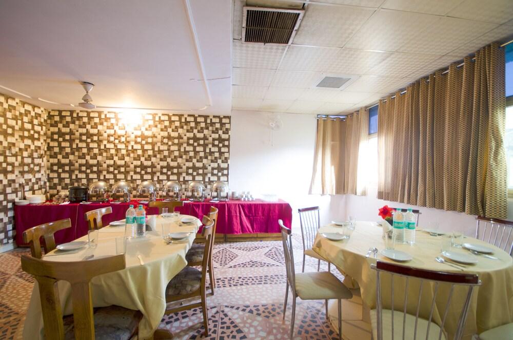 Hotel Pablas International, New Delhi, Near Metro المظهر الخارجي الصورة