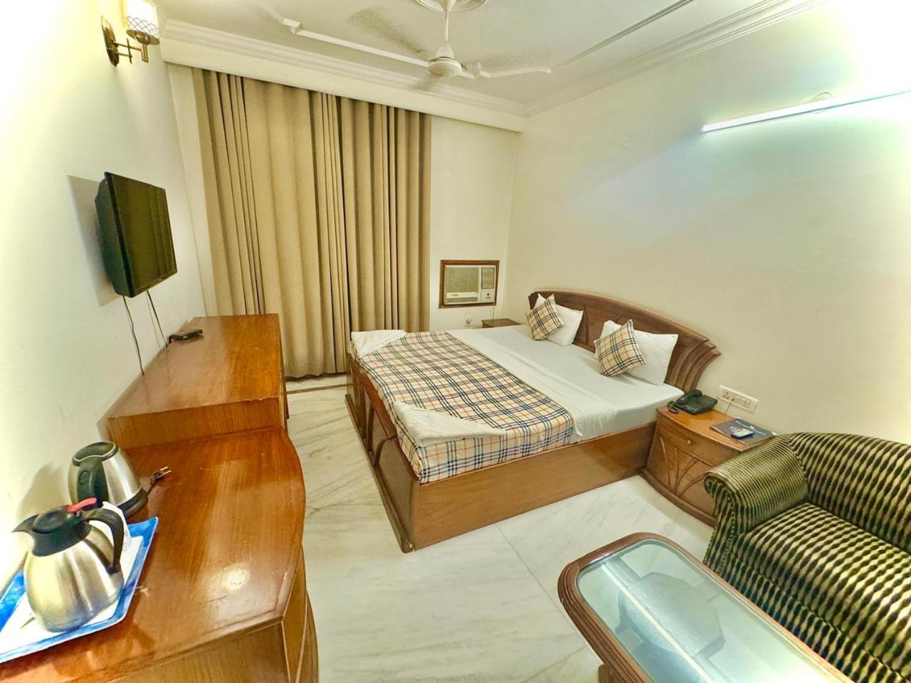 Hotel Pablas International, New Delhi, Near Metro المظهر الخارجي الصورة